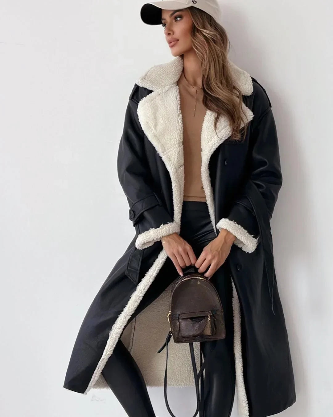 Trench croisé à doublure en fausse fourrure — Amielle Paris