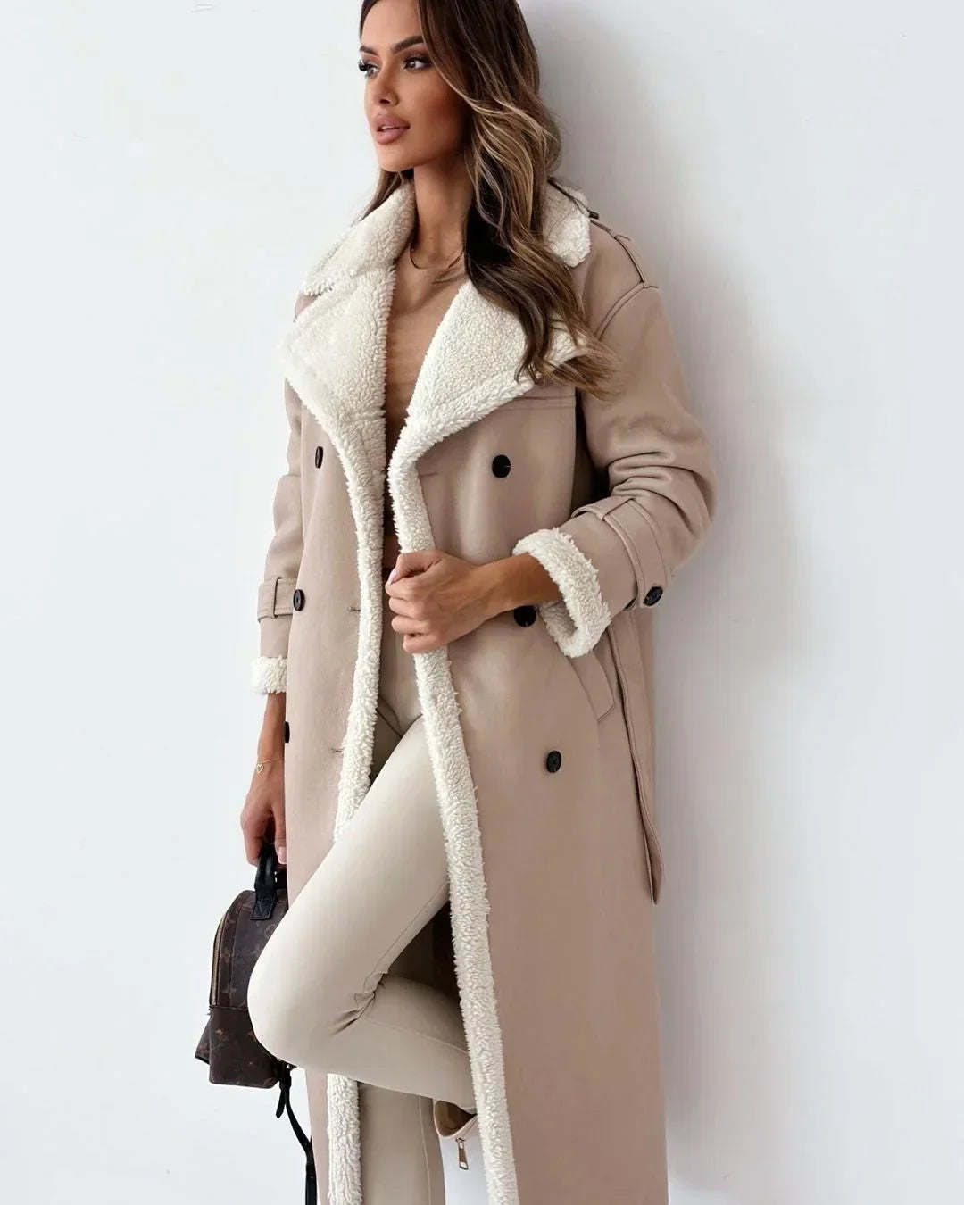 Trench croisé à doublure en fausse fourrure — Amielle Paris