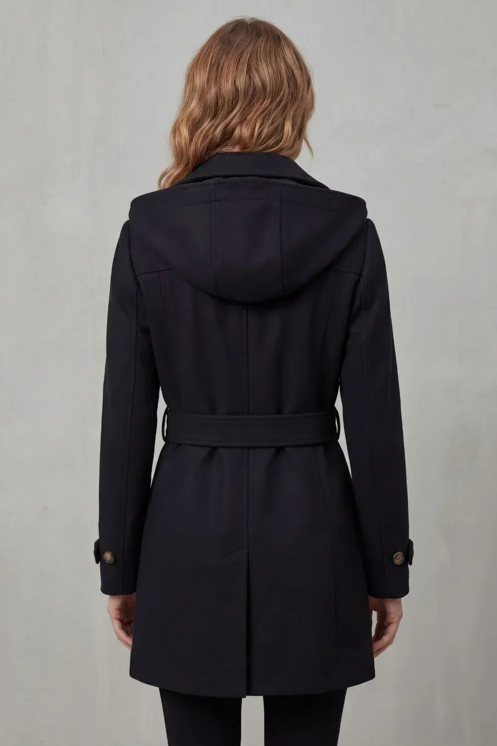 Manteau croisé ceinturé à revers — Amielle Paris