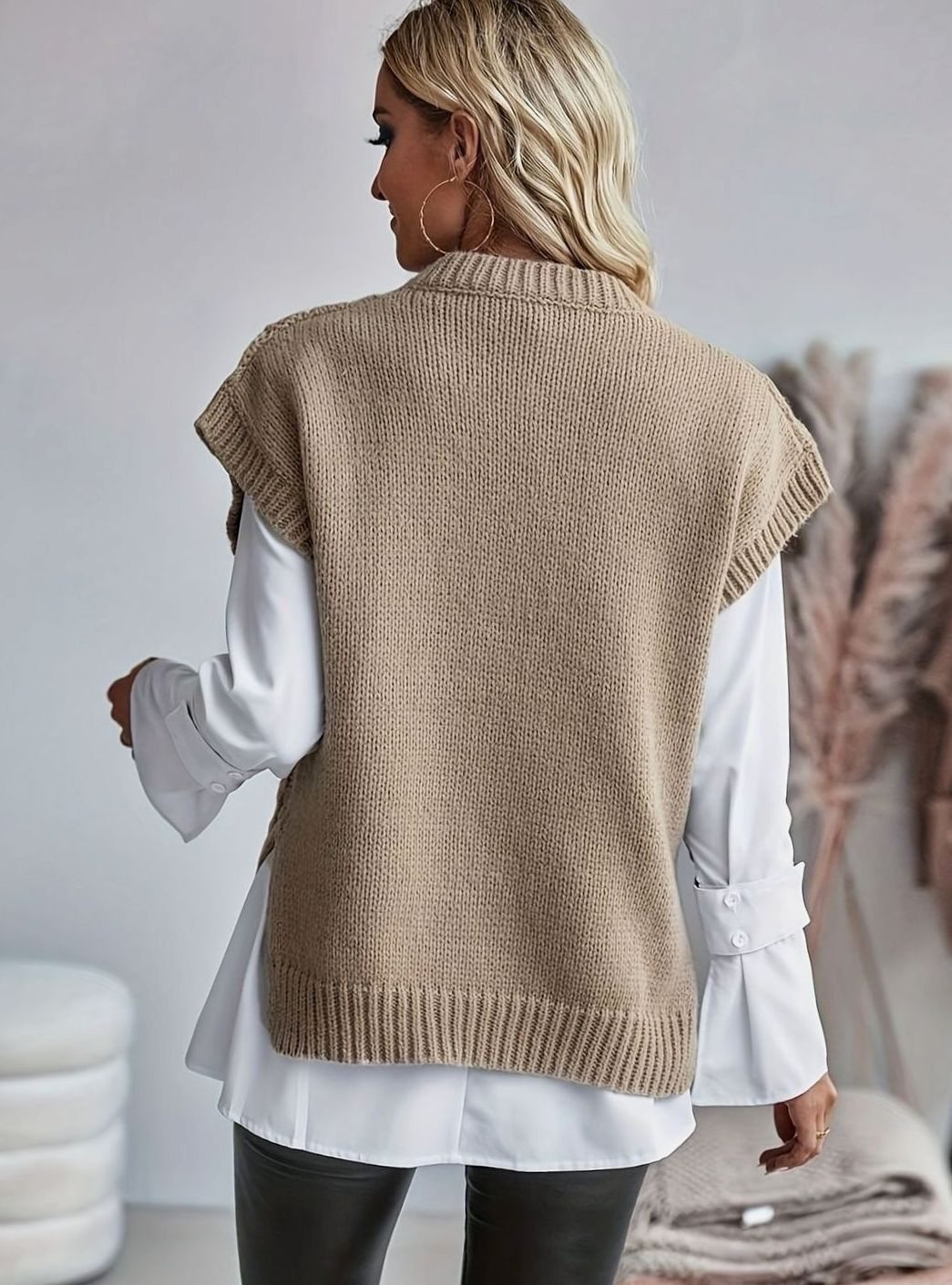 Pull long sans manches torsadé à col rond — Amielle Paris