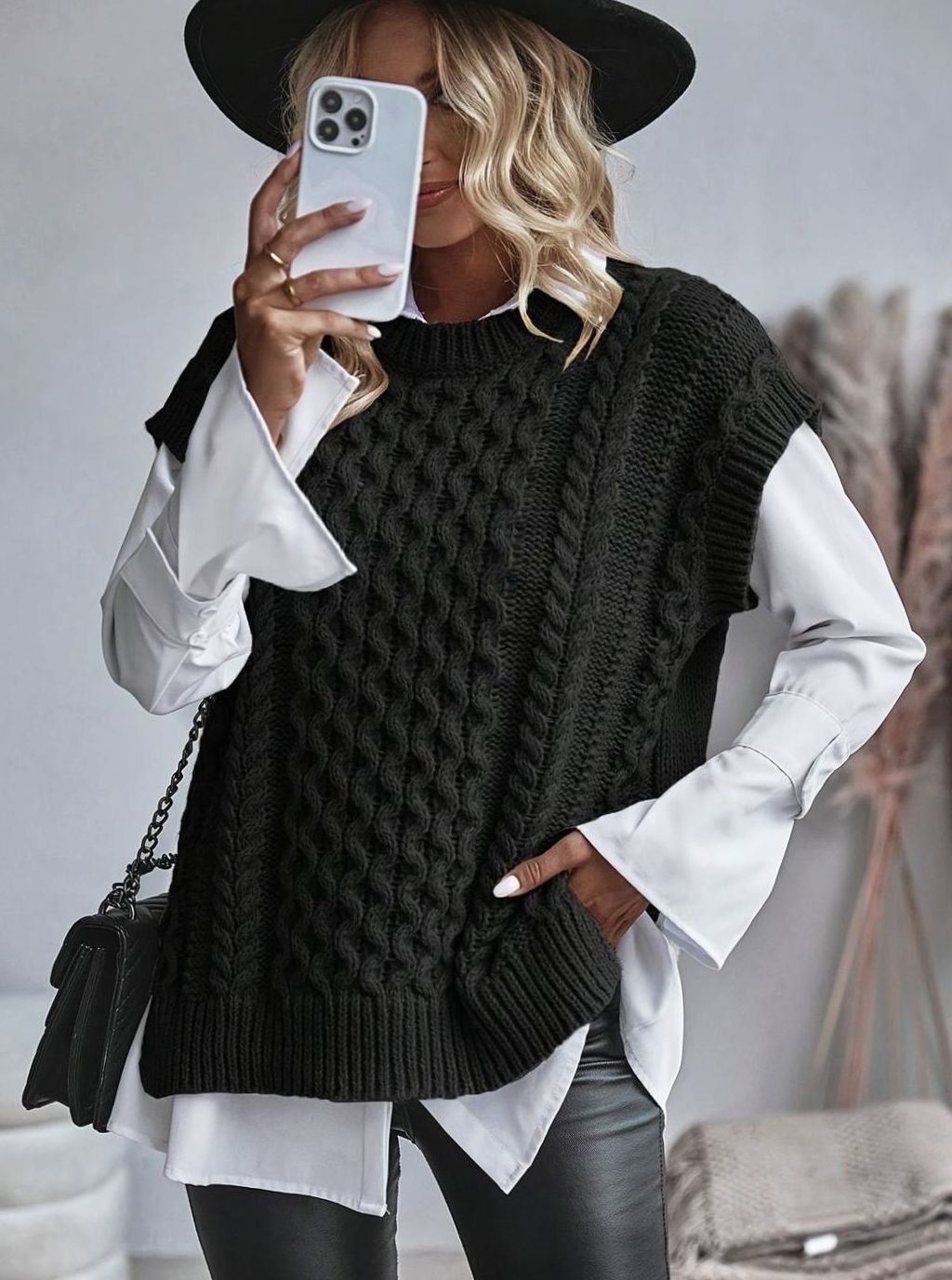 Pull long sans manches torsadé à col rond — Amielle Paris