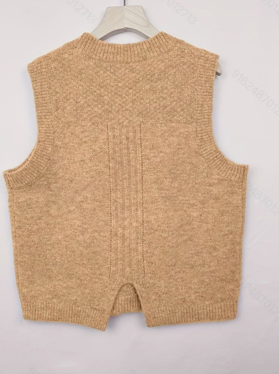 Pull sans manches à torsades et losanges — Amielle Paris