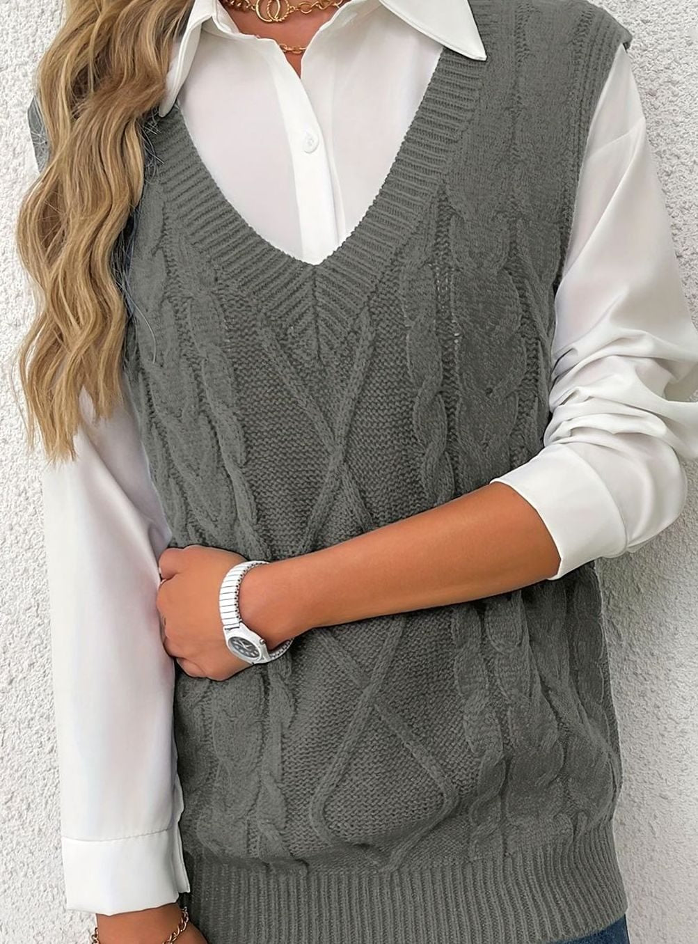 Pull ample sans manches torsadé à col V — Amielle Paris