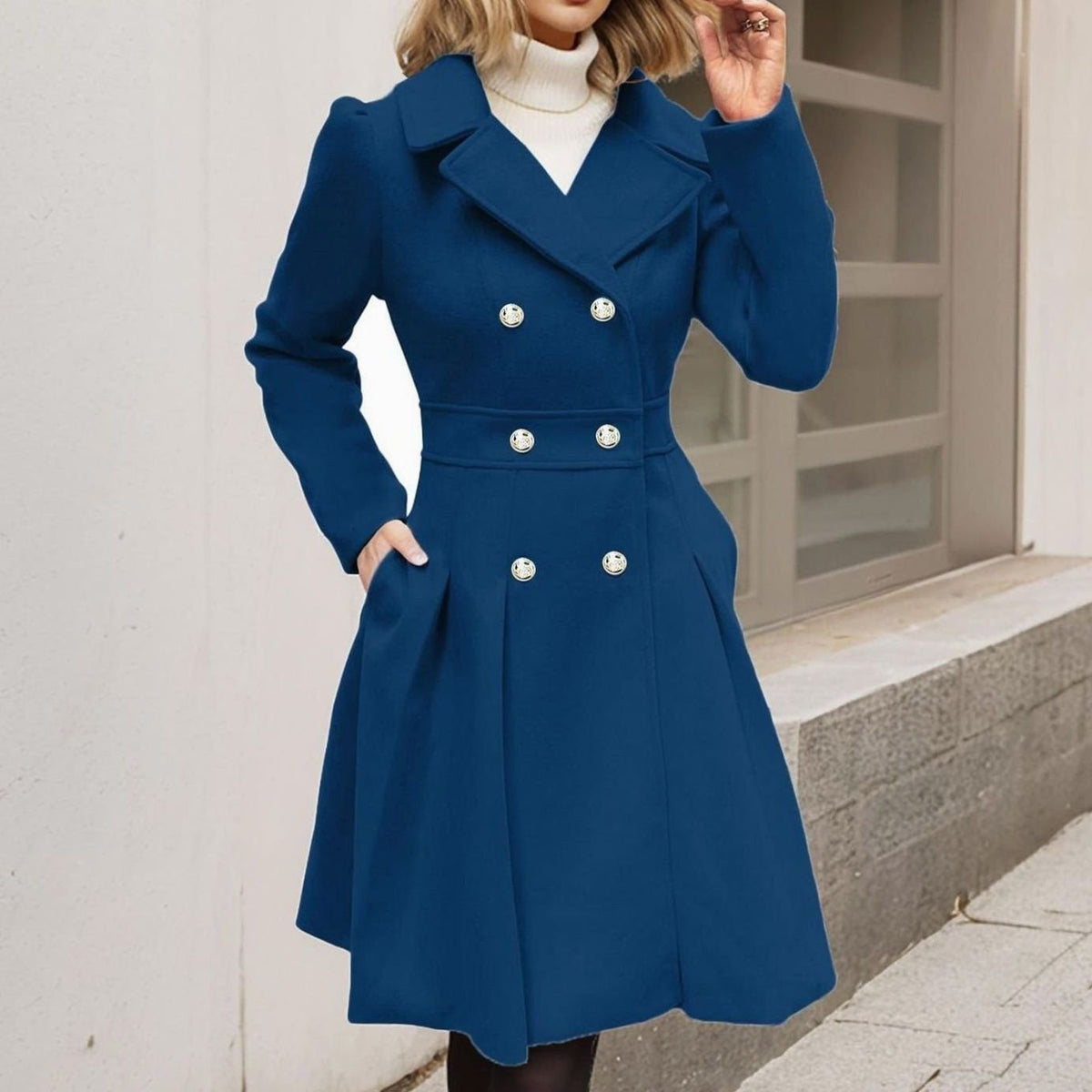 Manteau long évasé à boutonnage croisé — Amielle Paris
