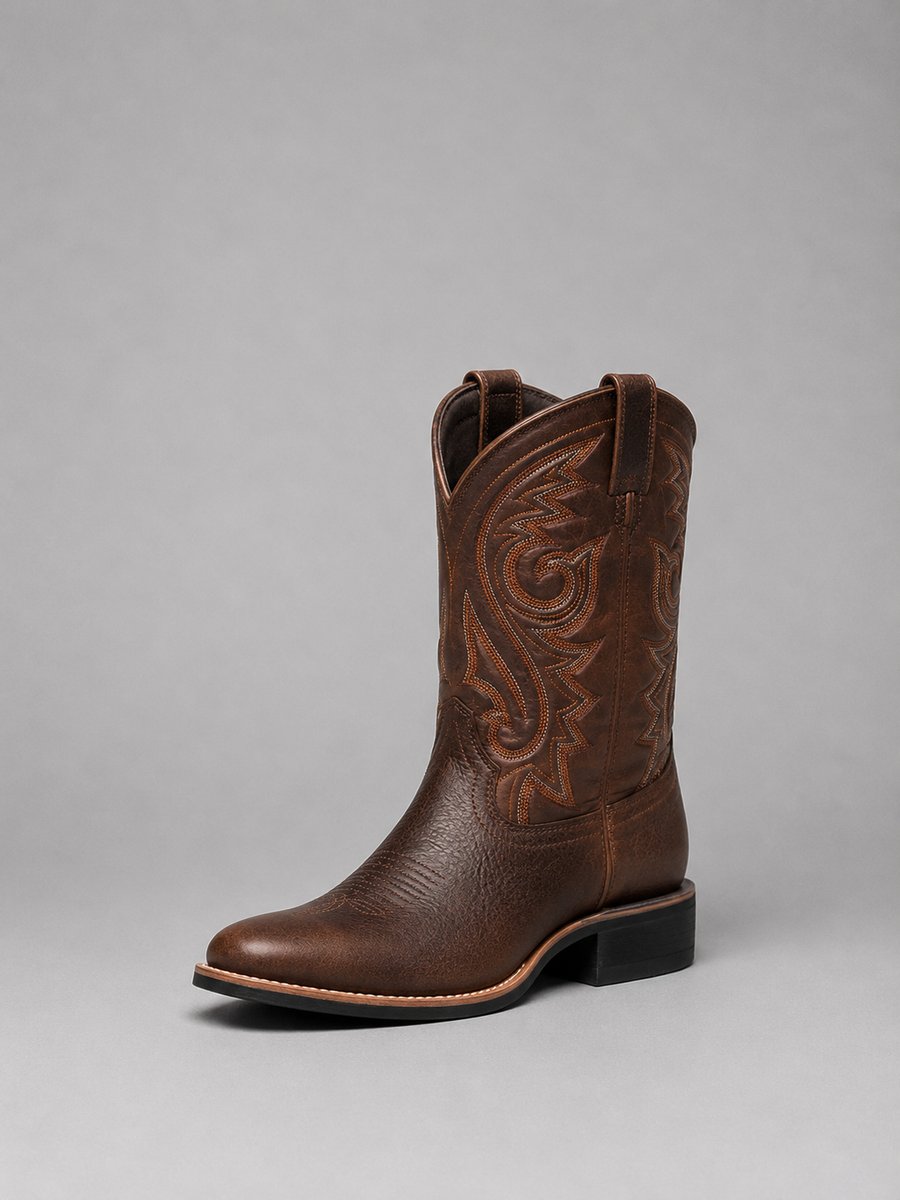 Bottes western aspect cuir à broderies — Amielle Paris