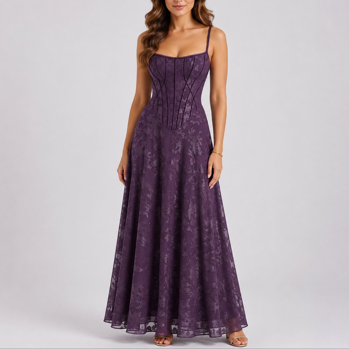 Robe longue en dentelle à bustier cœur — Amielle Paris