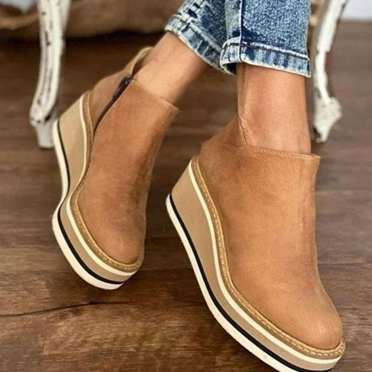 Bottines Chelsea à plateforme compensée — Amielle Paris