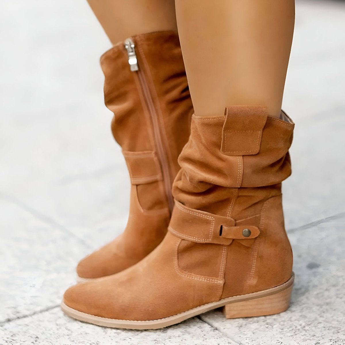 Bottes mi-mollet plissées aspect daim — Amielle Paris