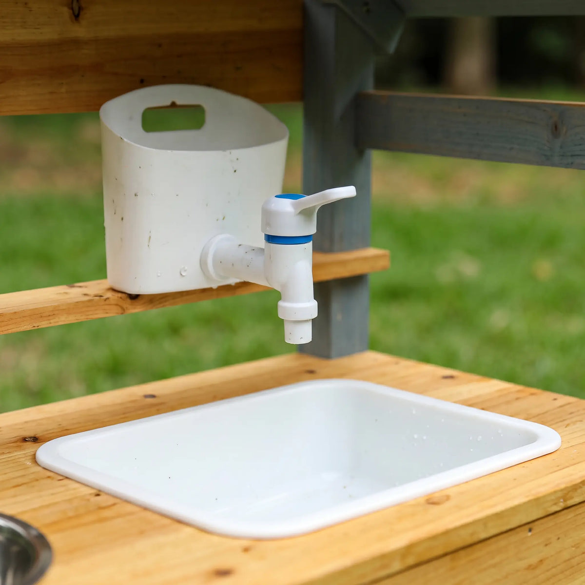 Cuisine extérieure enfant en bois — 26 pièces — vue 5