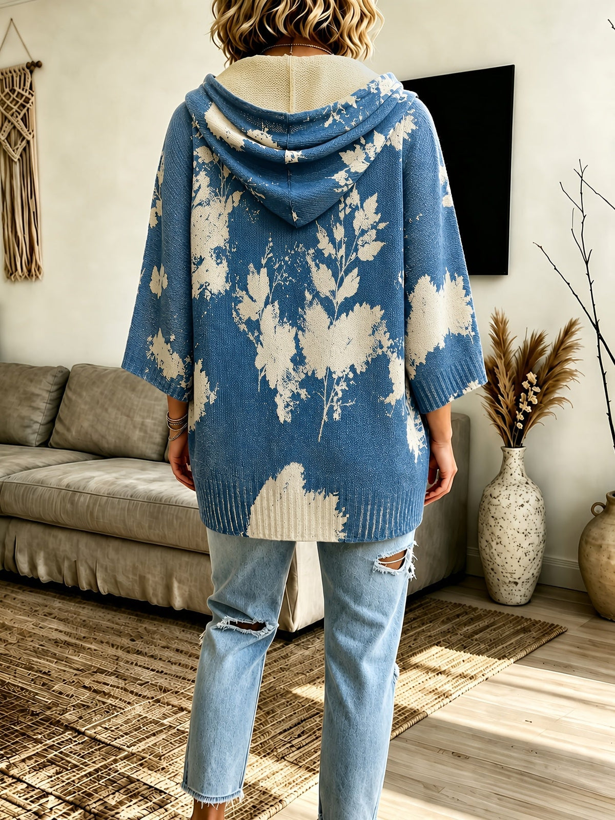 Isadora | Poncho fleuri à capuche — Amielle Paris