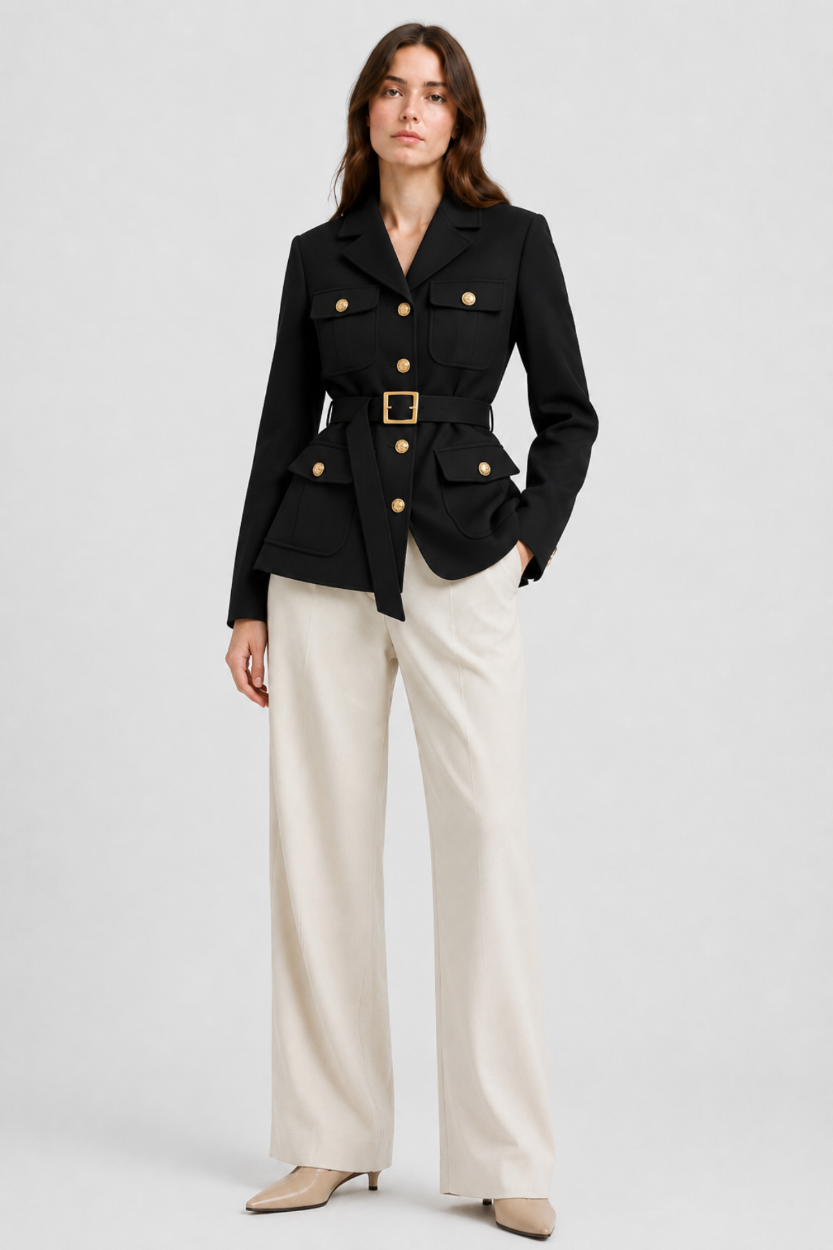 Tissary — Blazer ceinturé à boutons dorés — Amielle Paris