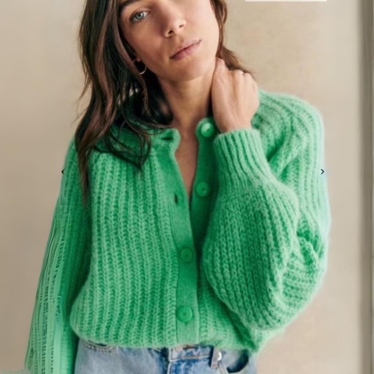 Gilet côtelé boutonné à col rond — Amielle Paris