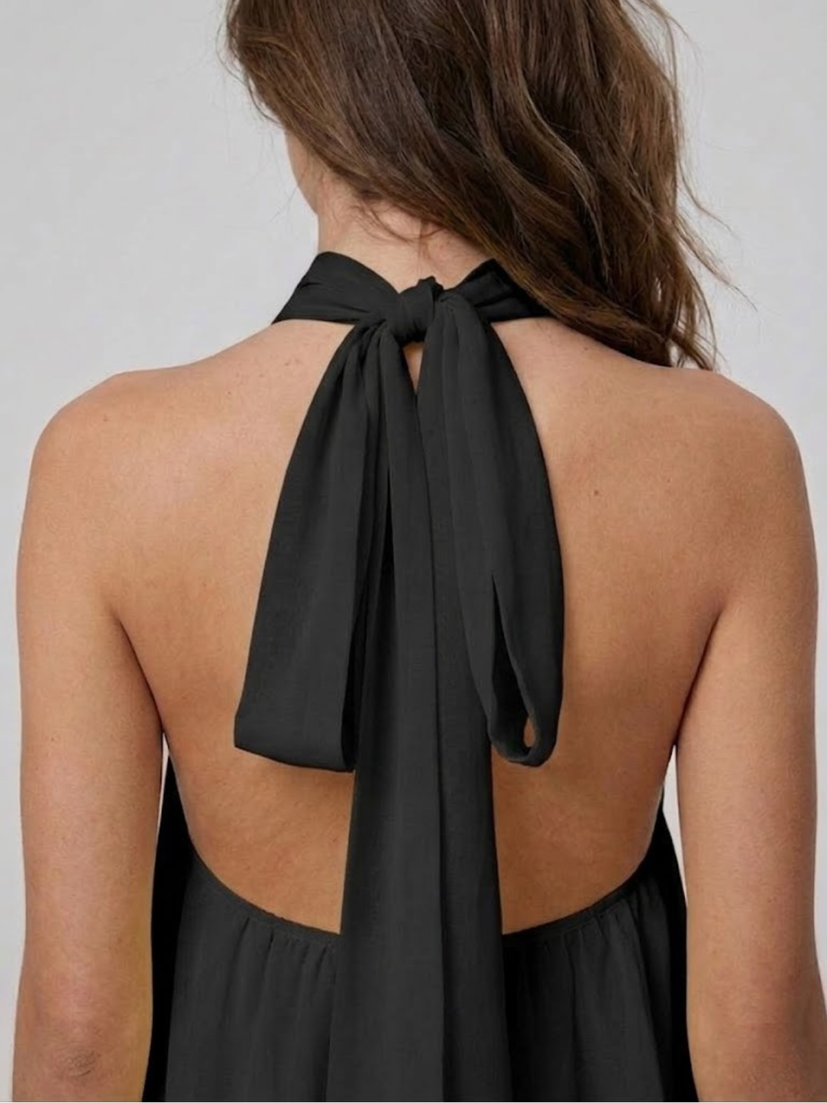 Evelyne — Robe courte à volants et dos nu — Amielle Paris