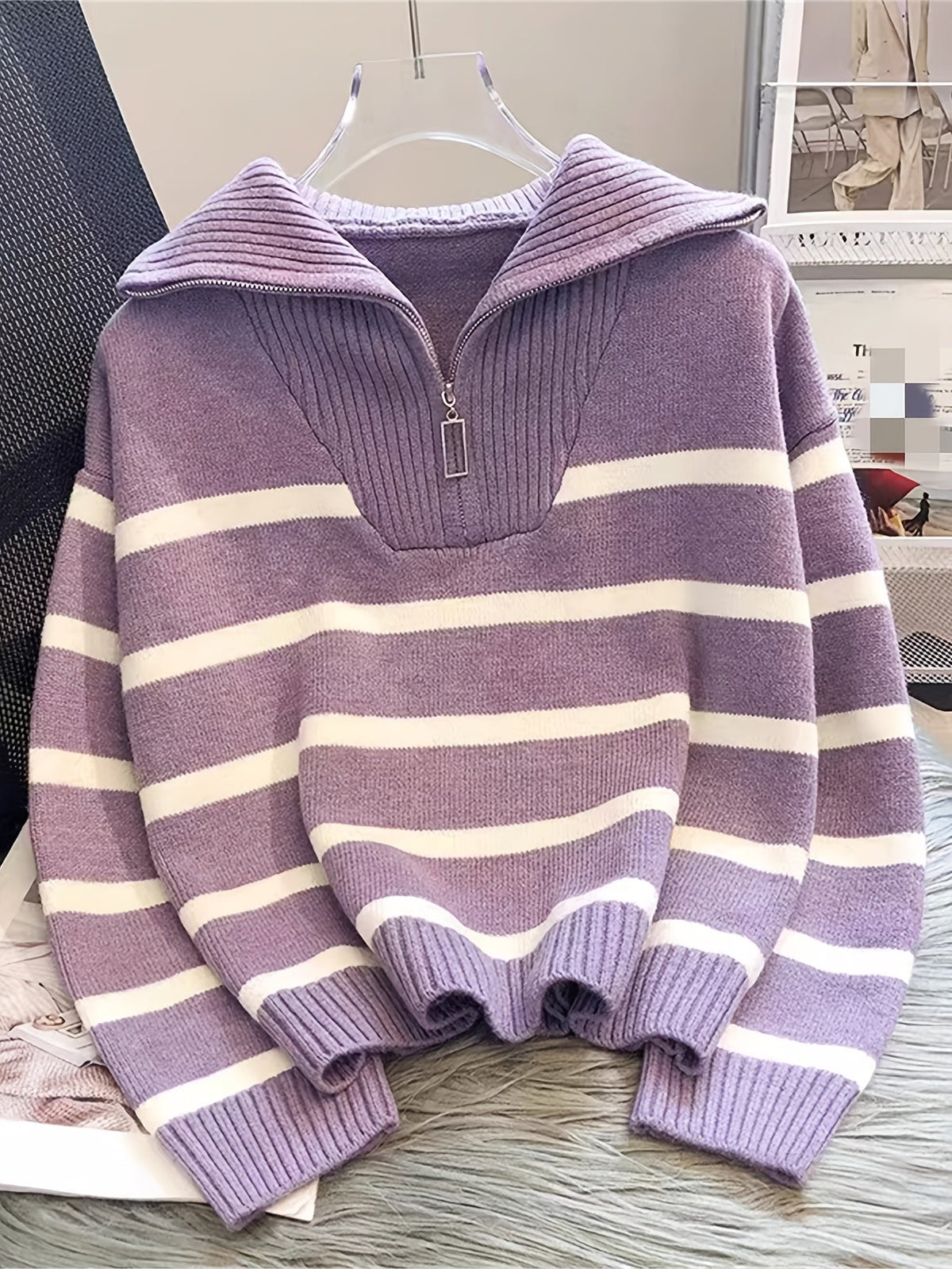 Perrine | Pull rayé à col partiellement zippé — Amielle Paris