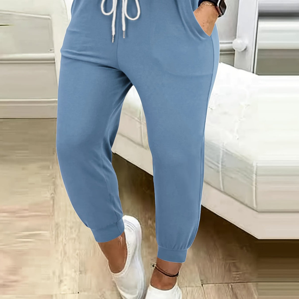 Pantalon de jogging fuselé à cordon — Amielle Paris