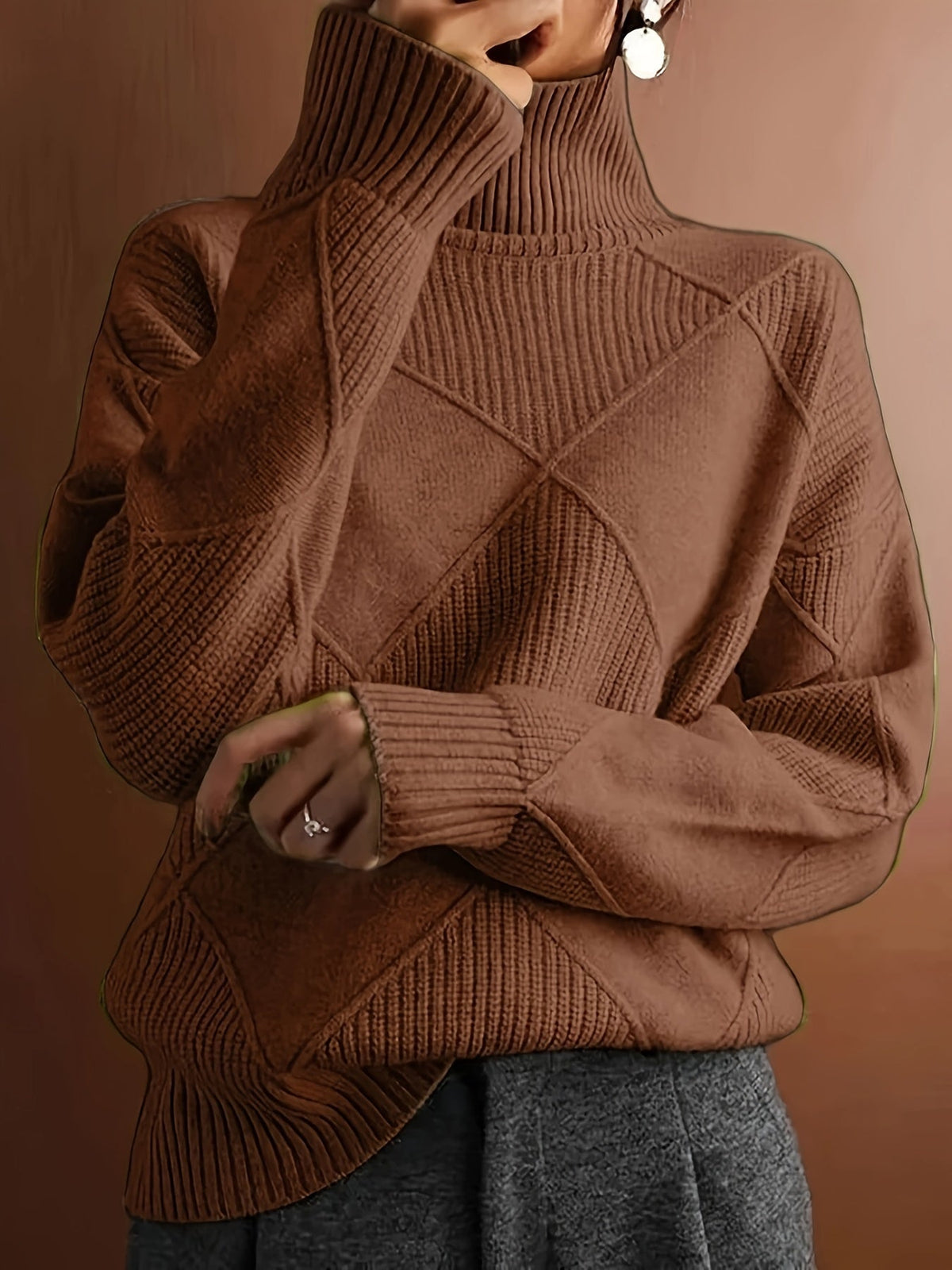 Pull à col roulé et maille à losanges — Amielle Paris