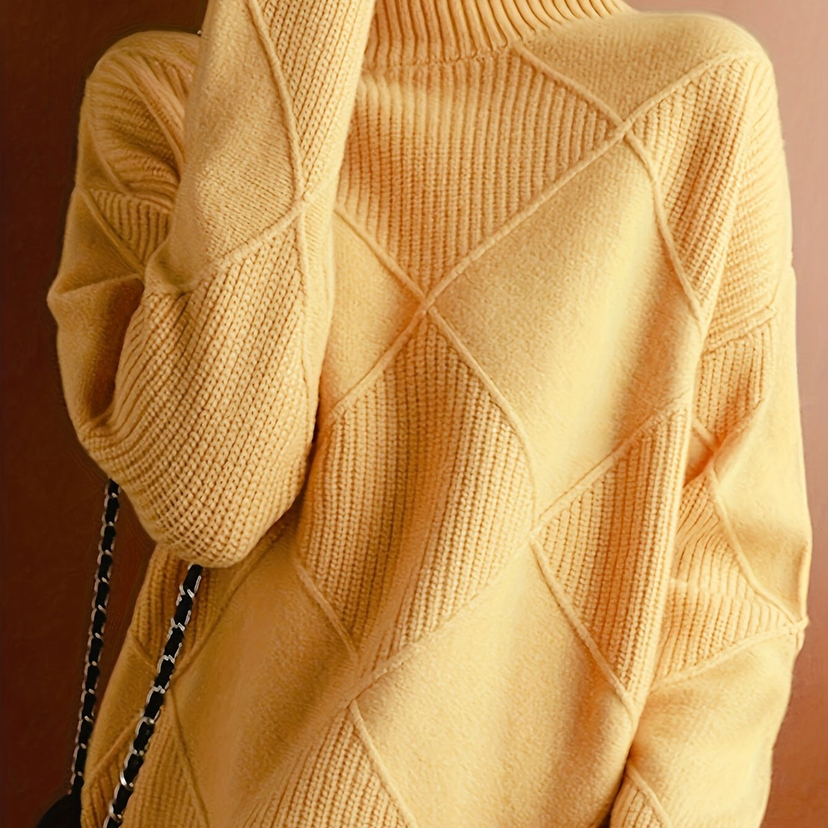 Pull à col roulé et maille à losanges — Amielle Paris