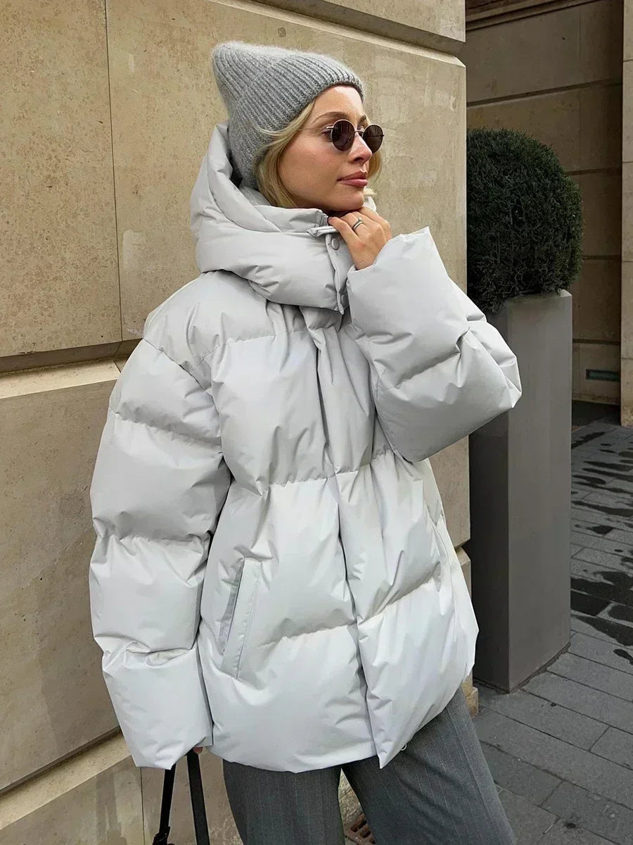 Serena — Doudoune ample à capuche — Amielle Paris