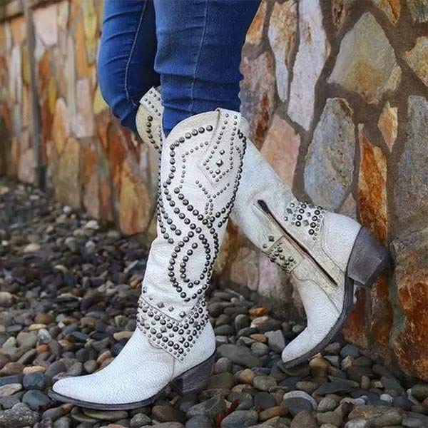 Bottes western brodées à clous et bout pointu — Amielle Paris