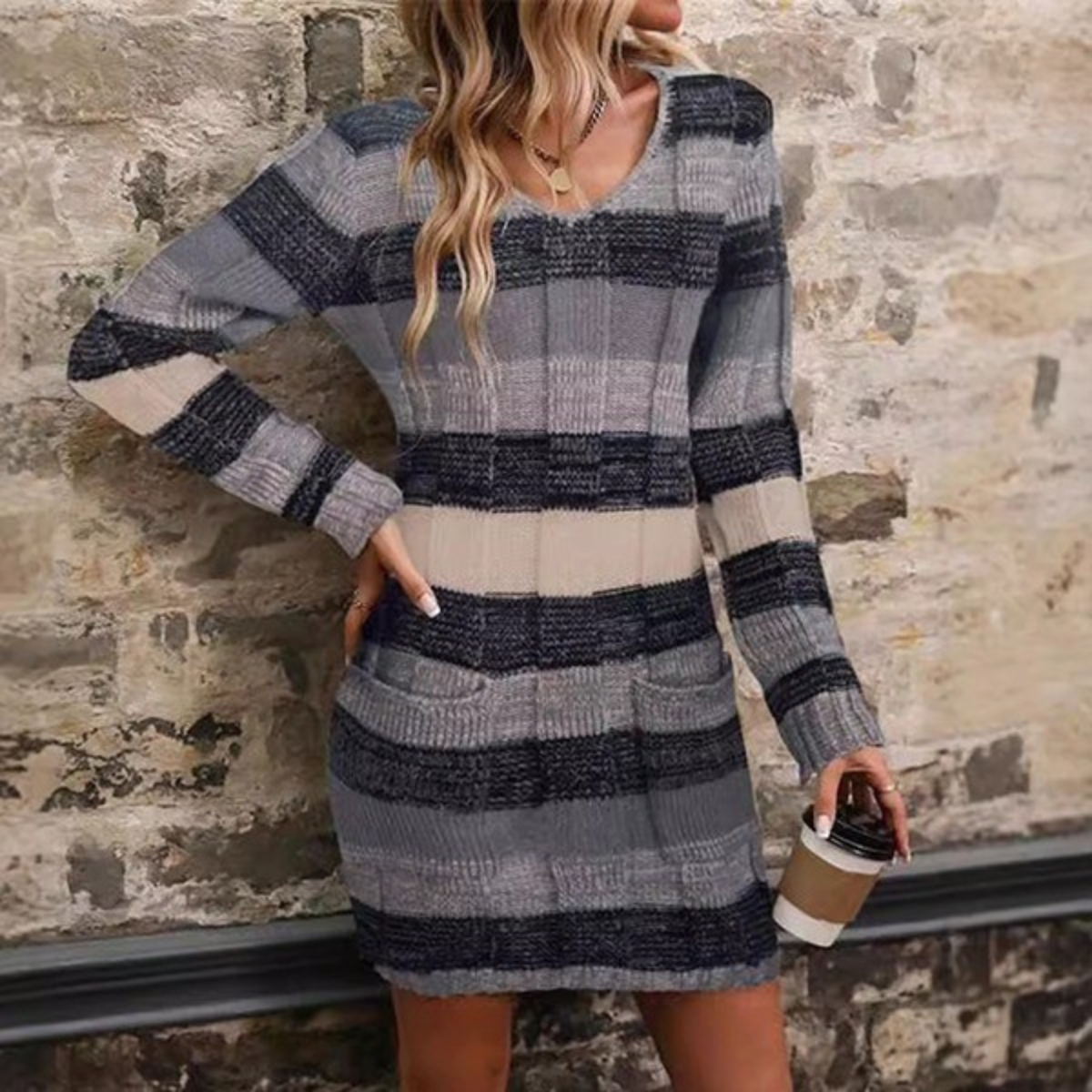 Jocelyn — Robe pull à carreaux et poches — Amielle Paris