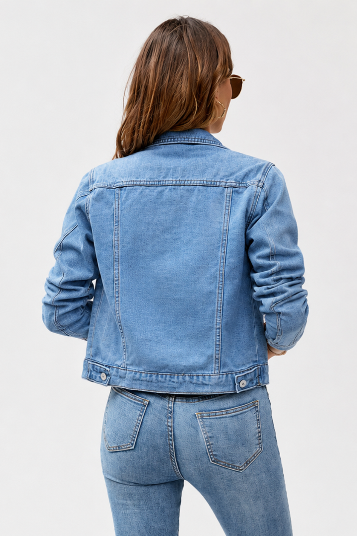 Lou — Veste en jean délavé à col chemise — Amielle Paris
