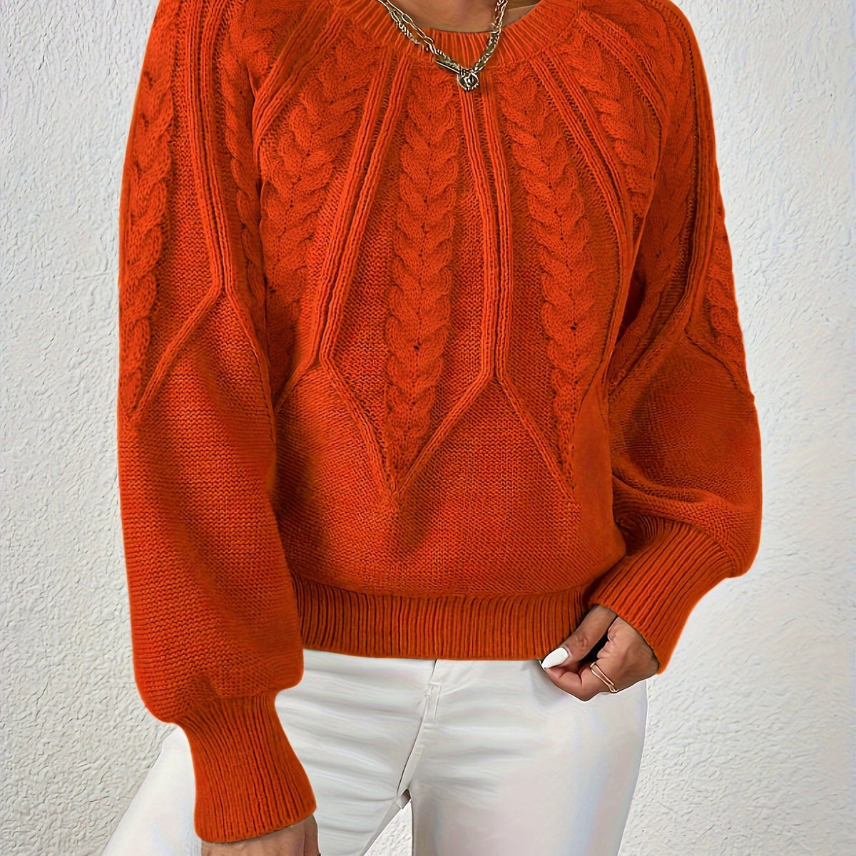 Pull torsadé à col rond Fabienne — Amielle Paris