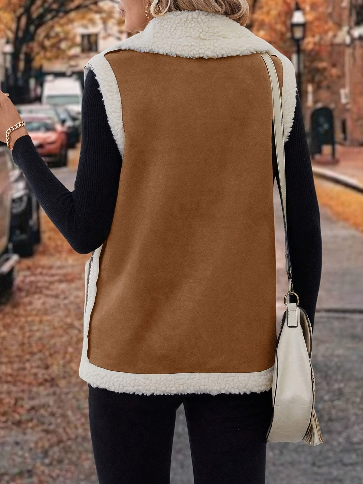 Gilet sans manches à doublure effet peau lainée — Amielle Paris