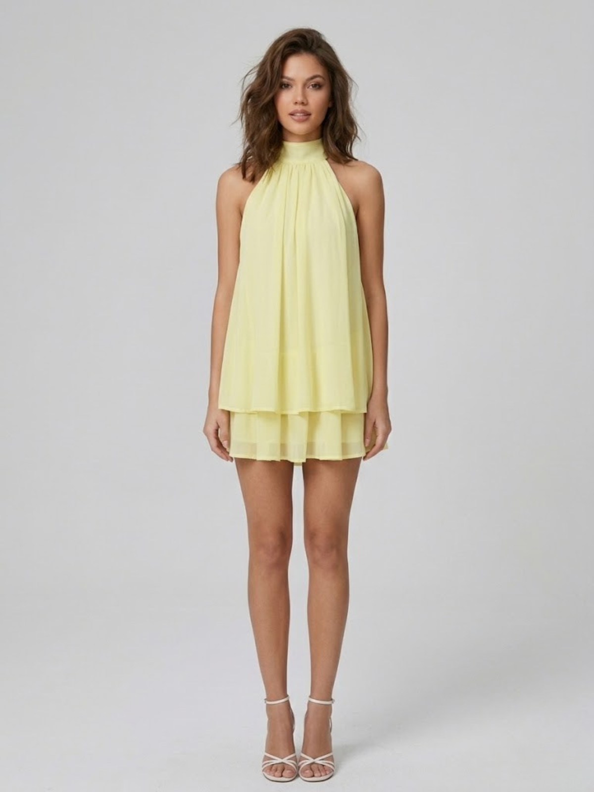 Evelyne — Robe courte à volants et dos nu — Amielle Paris