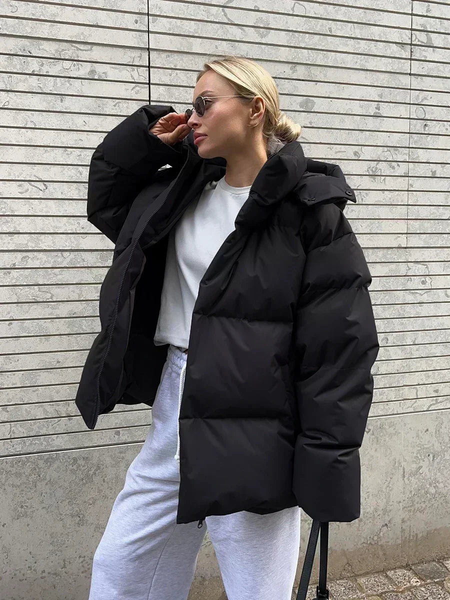 Serena — Doudoune ample à capuche — Amielle Paris