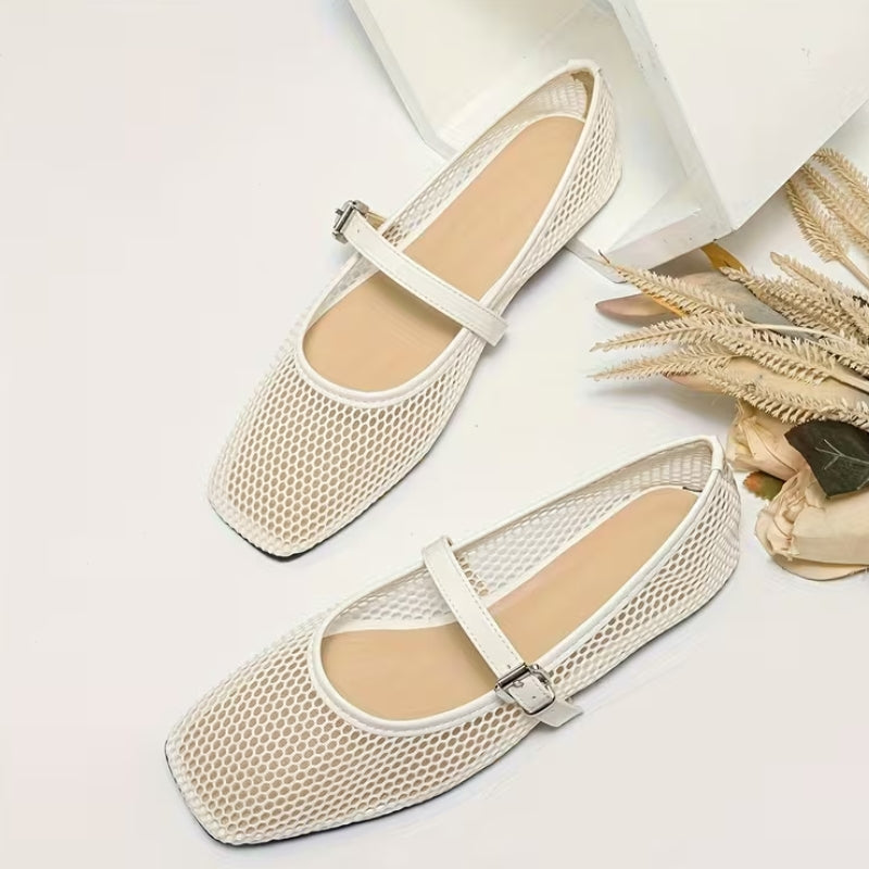 Chaussures Mary Jane en résille à bout carré — Amielle Paris