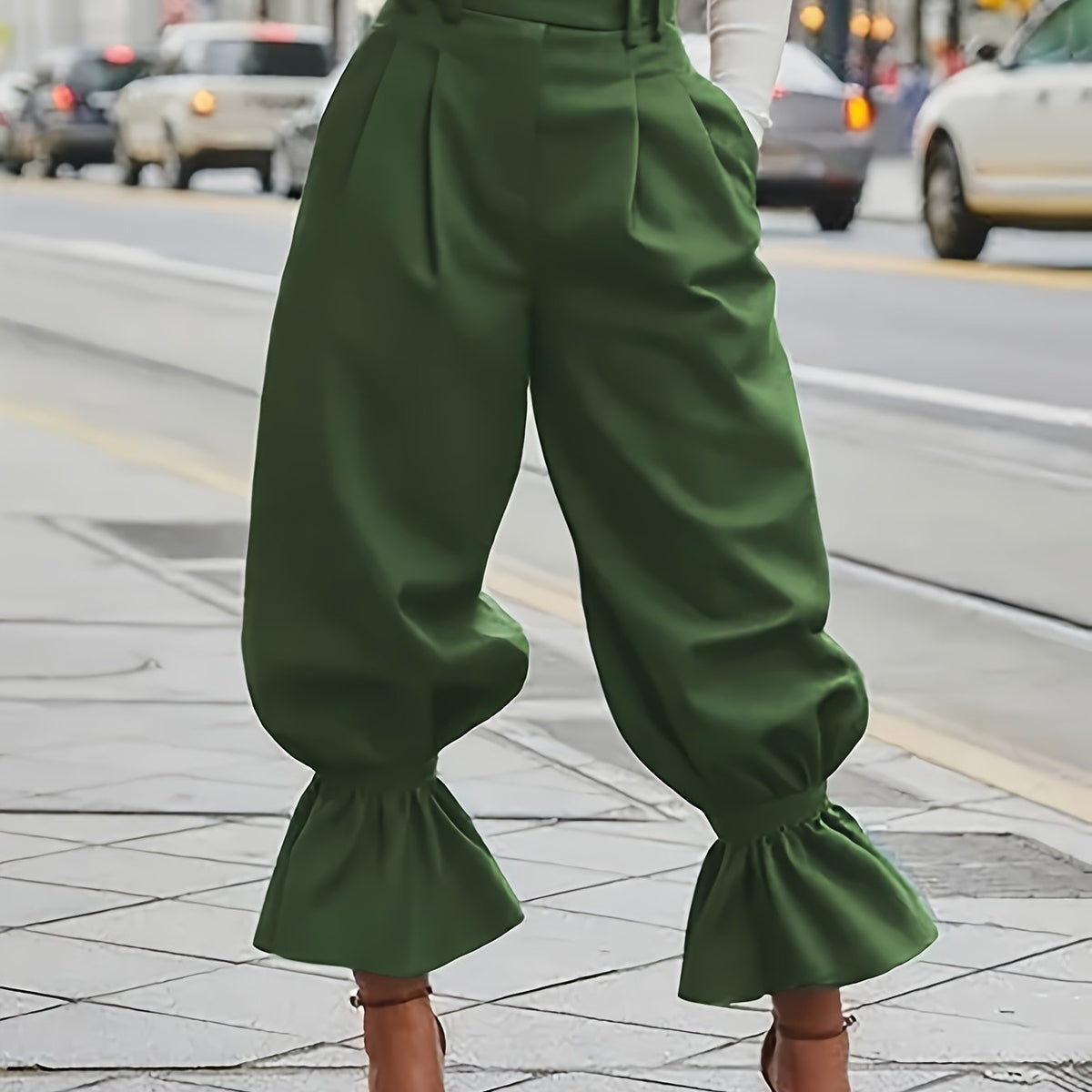 Pantalon large fluide à bas volanté — Amielle Paris