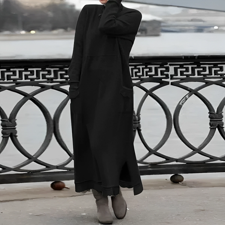 Clara — Robe longue en maille à poches — Amielle Paris