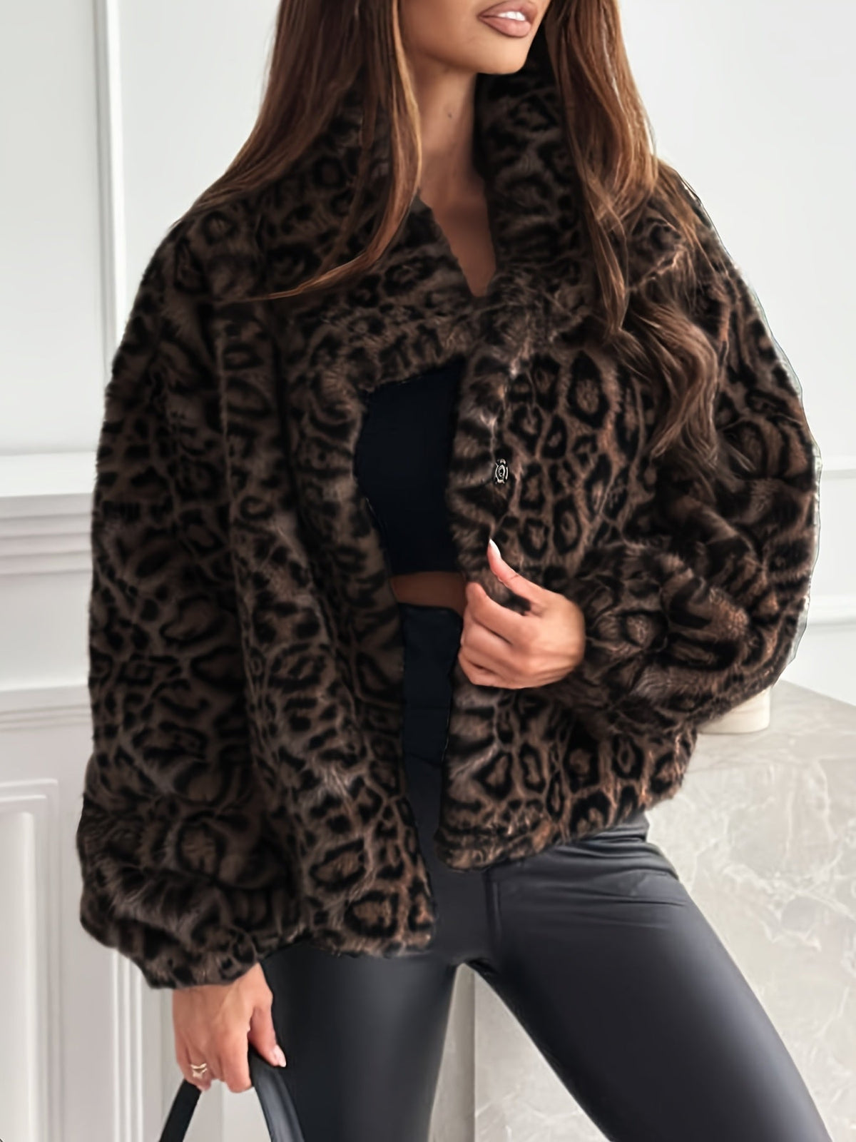Veste léopard en fausse fourrure — Amielle Paris