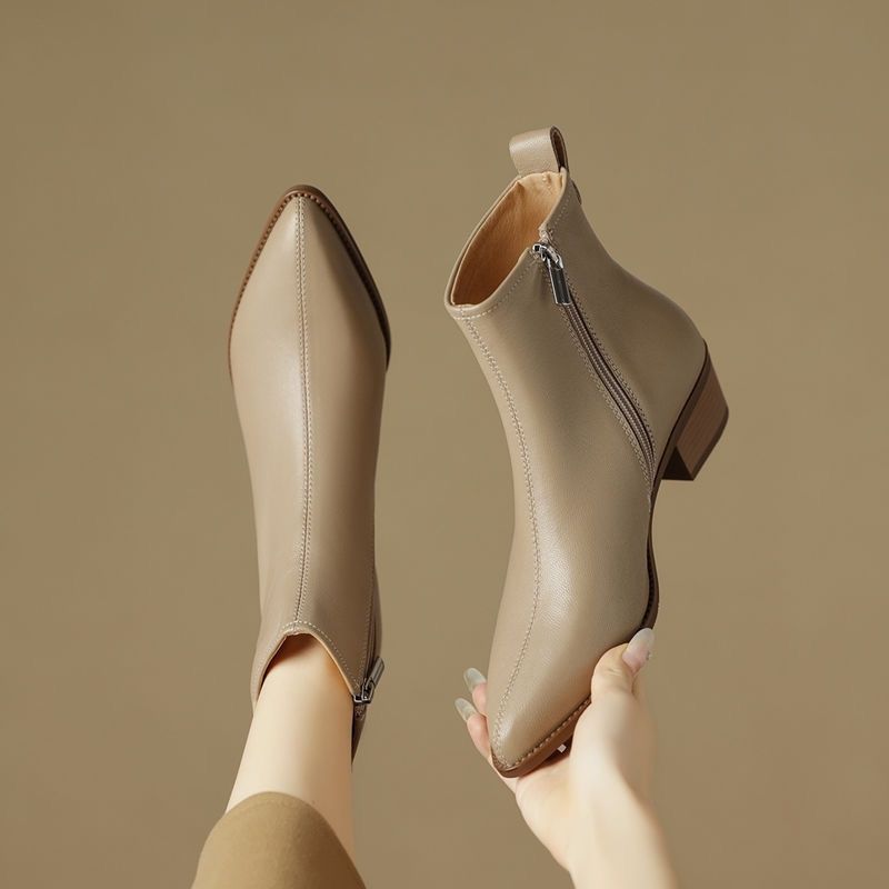 Adèle | Bottines à bout pointu et zip latéral — Amielle Paris