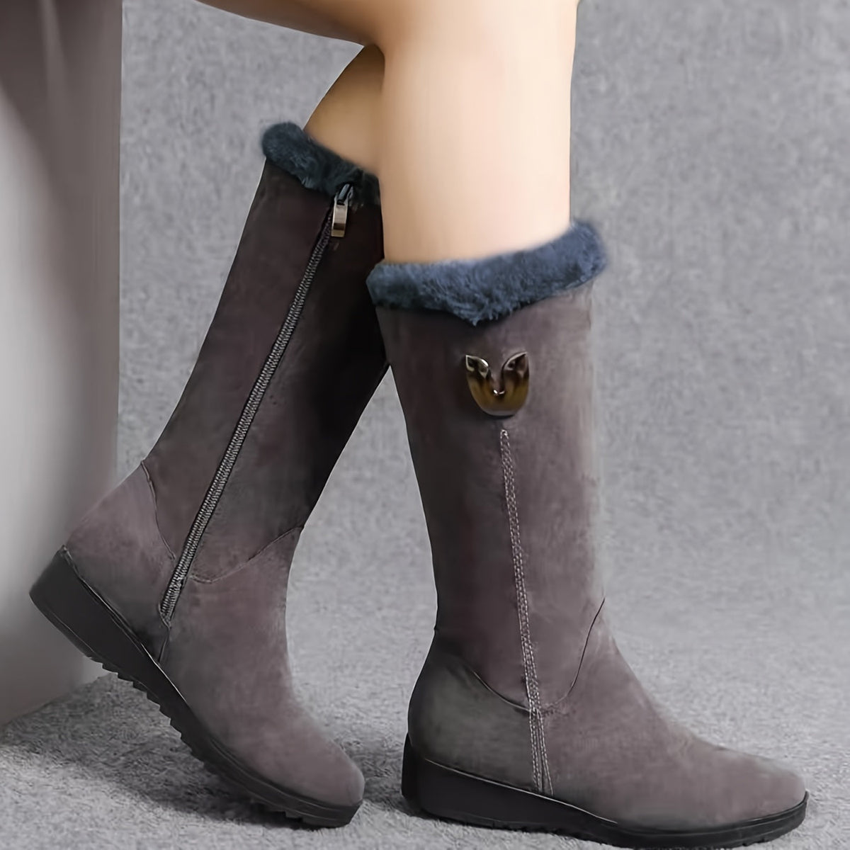 Bottes à revers en fausse fourrure — Amielle Paris