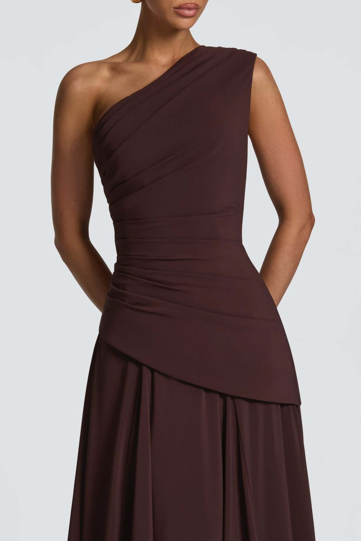 Robe longue drapée une épaule — Alessandra — Amielle Paris