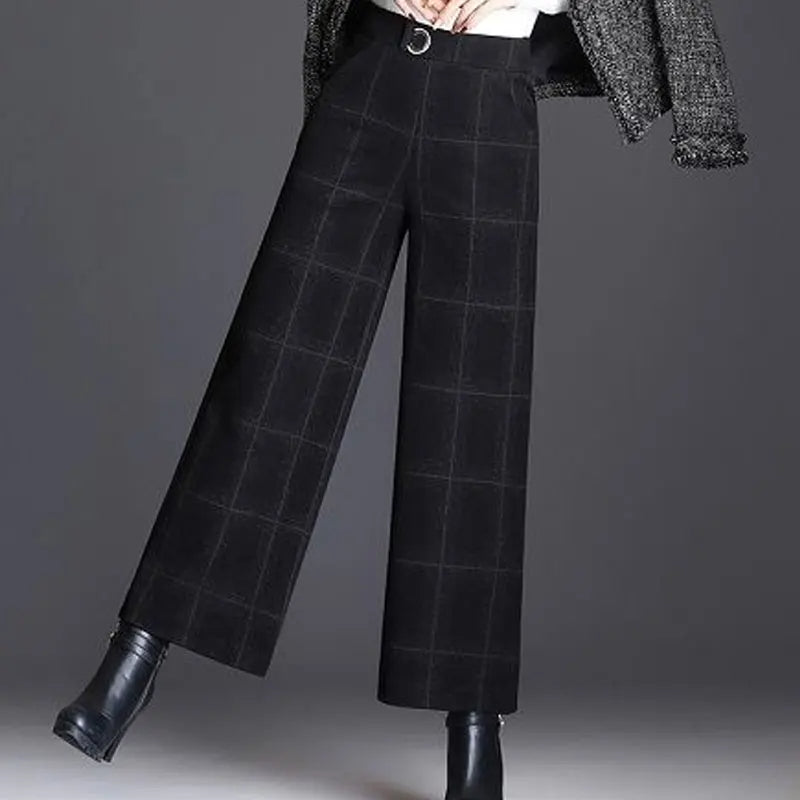 Pantalon taille haute à détail de boucle — Amielle Paris