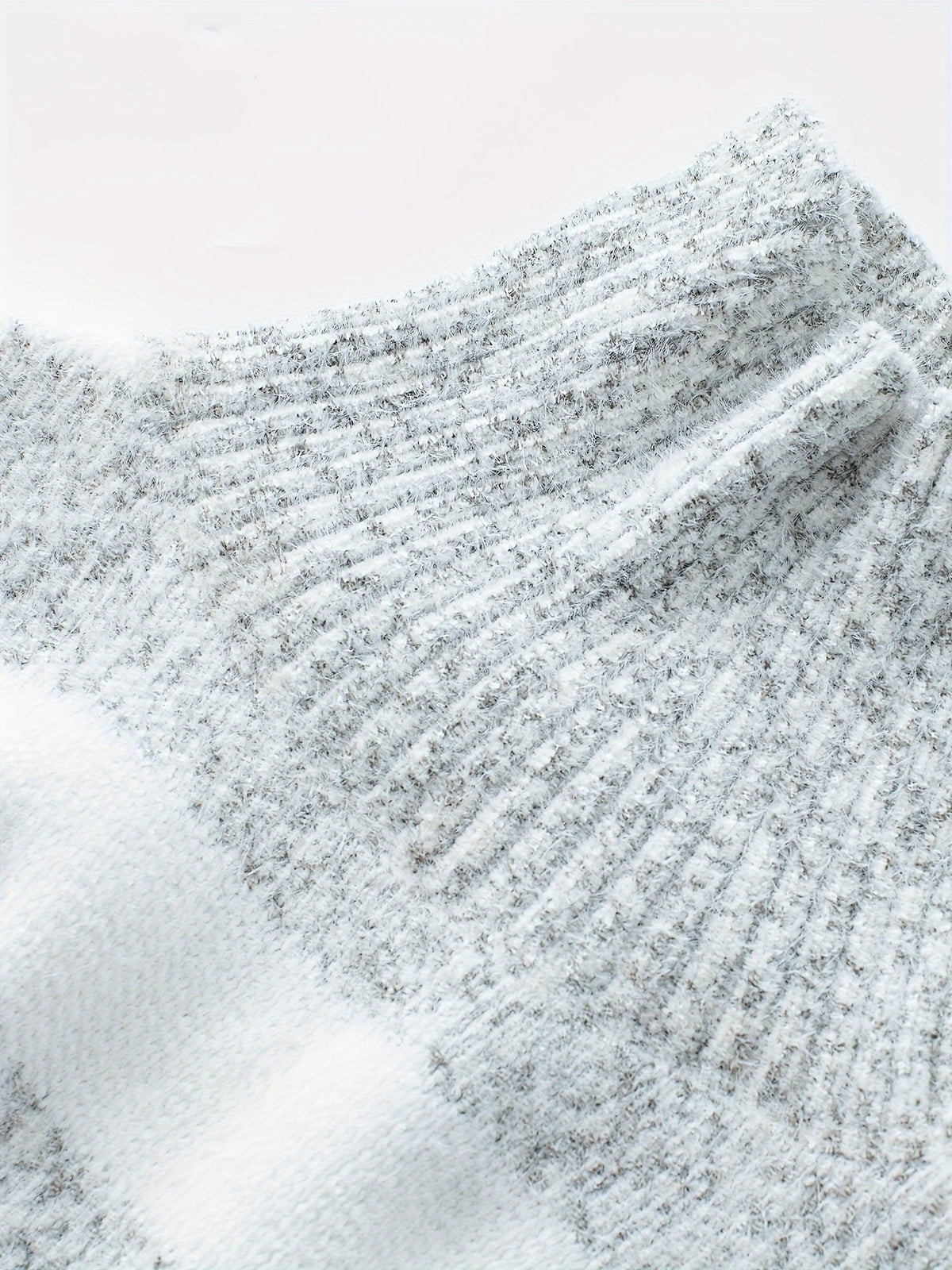Pull ample à rayures et col montant — Amielle Paris
