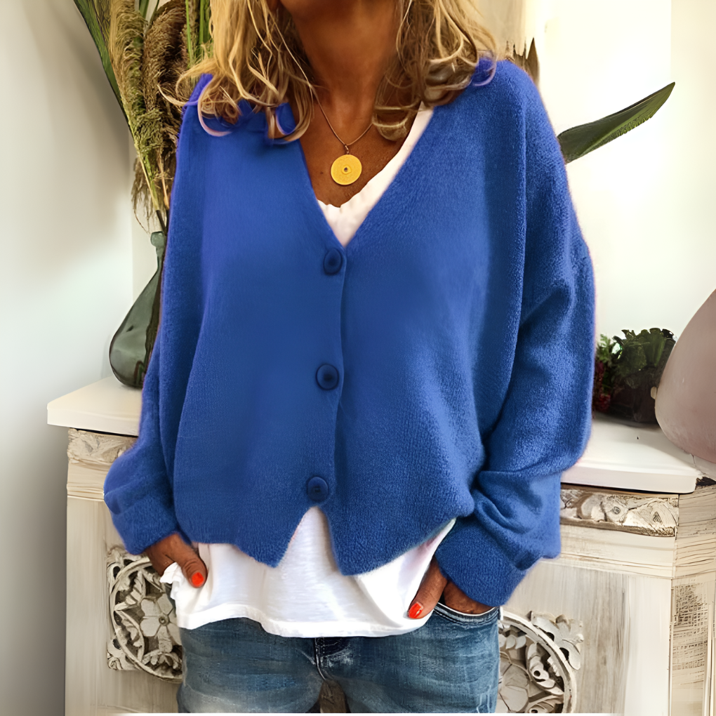 Claire — Cardigan boutonné à col V — Amielle Paris
