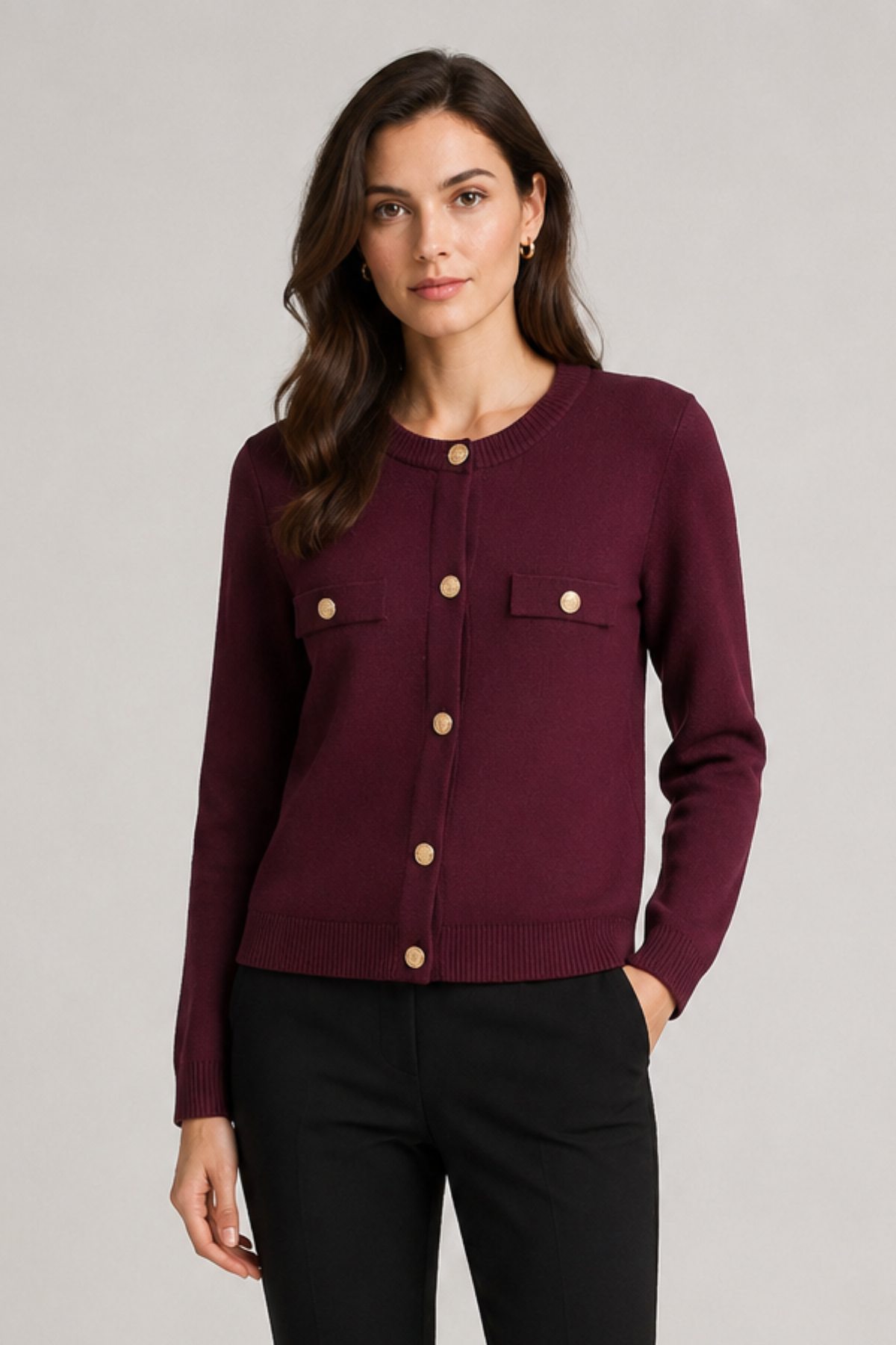 Gilleta — Gilet en maille à boutons dorés — Amielle Paris