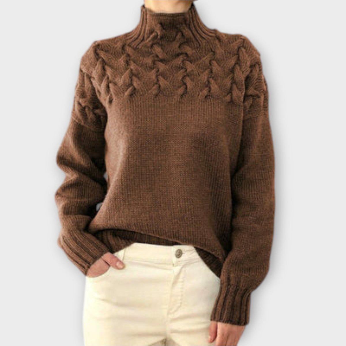 Eva | Pull noir à détails torsadés