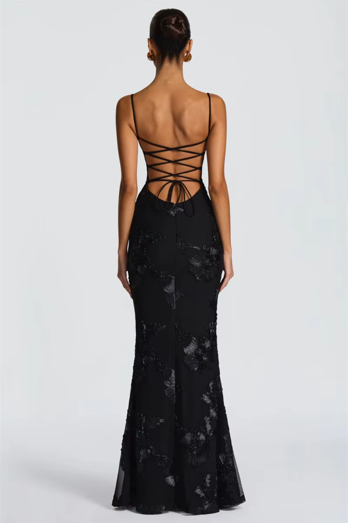 Seraphina — Robe longue à broderies florales — Amielle Paris