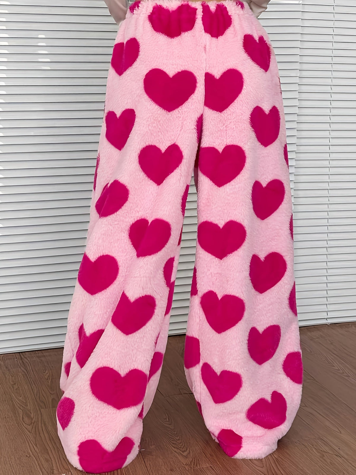 Pantalon large à carreaux en maille peluche — Amielle Paris
