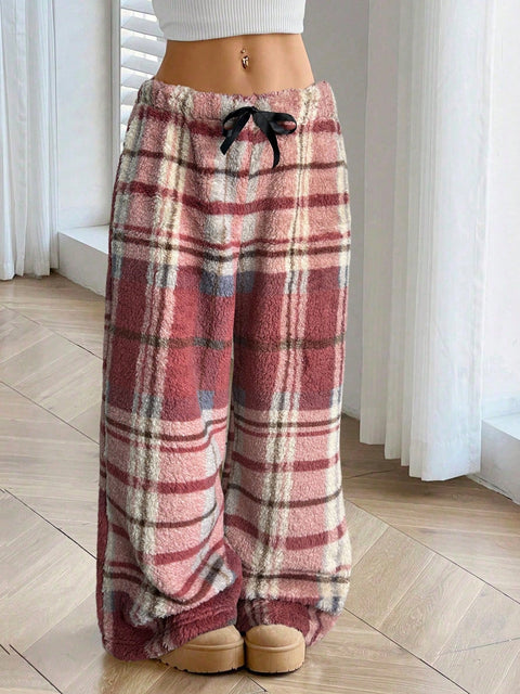 Pantalon d'intérieur à carreaux et taille à nouer