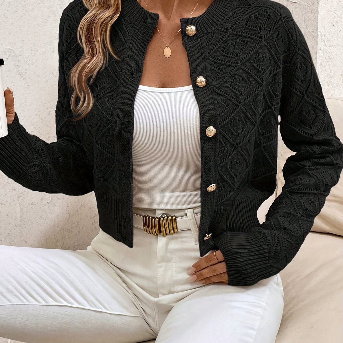 Camille | Gilet en maille à losanges et boutons — Amielle Paris