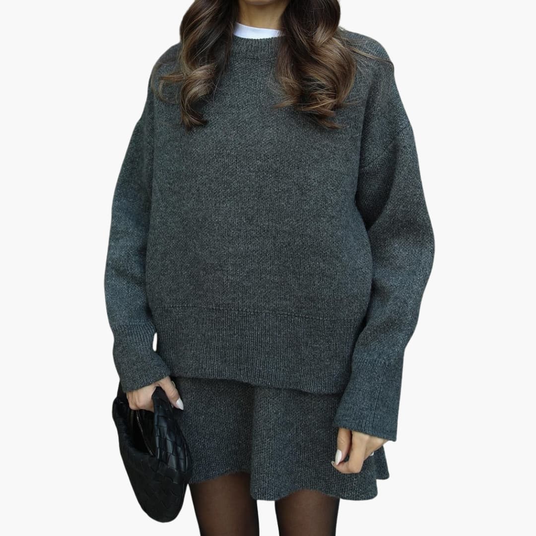 Ensemble pull et minijupe en maille — Amielle Paris