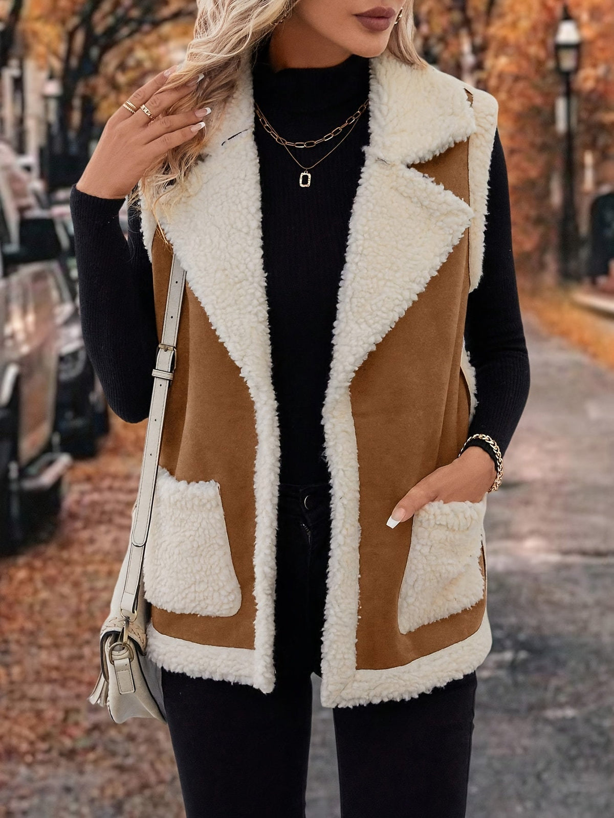 Gilet sans manches à doublure effet peau lainée — Amielle Paris