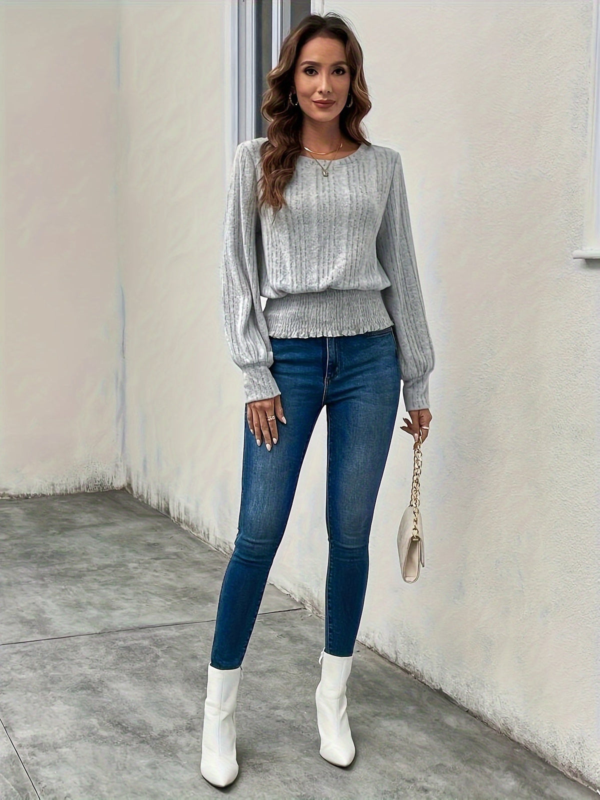 Pull côtelé à bas smocké et volanté — Amielle Paris