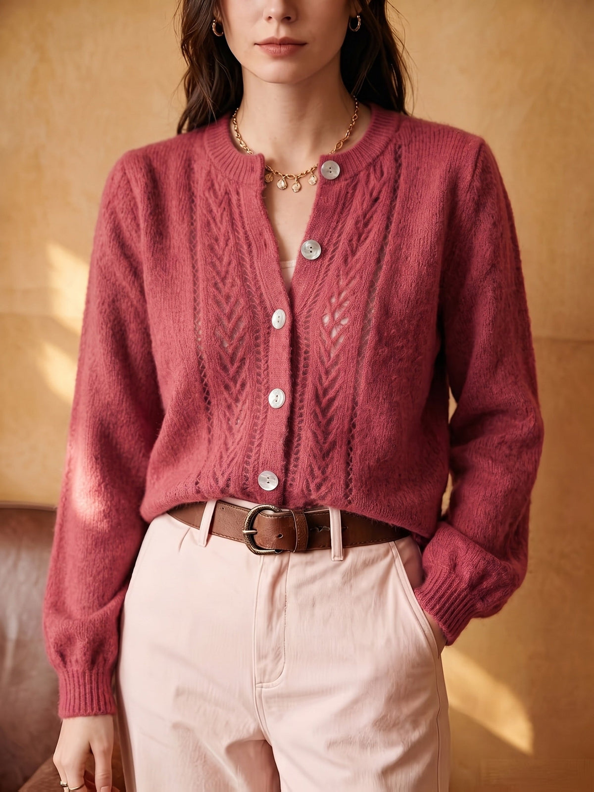 Renata | Gilet ajouré boutonné à col rond — Amielle Paris