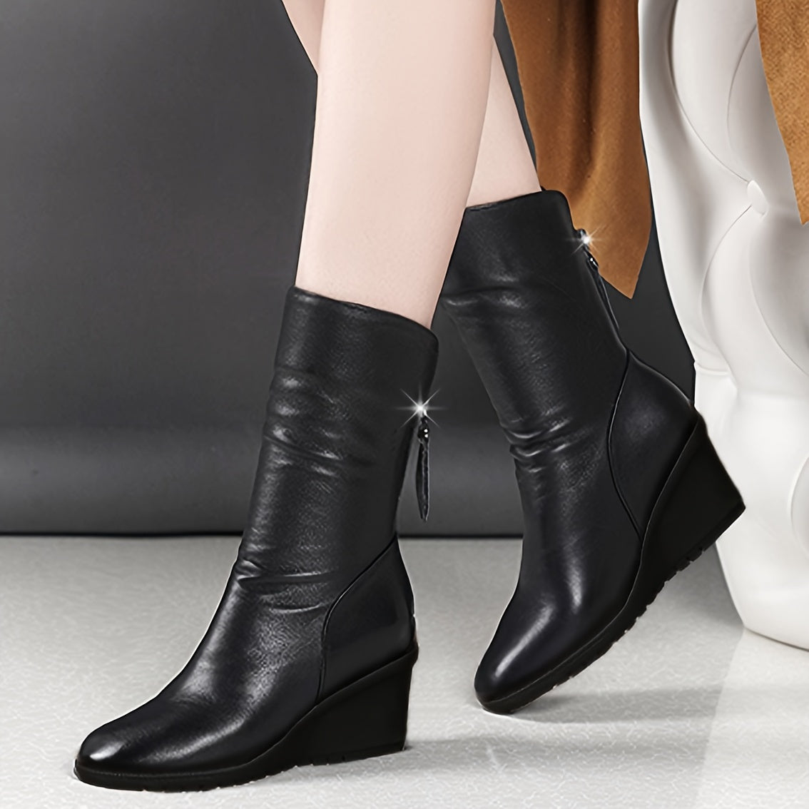 Bottes compensées à zip latéral — Amielle Paris
